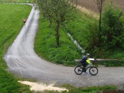 Alle Bilder &raquo; Auf der Strecke